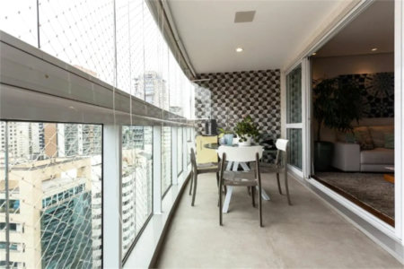 Apartamento à venda com 3 suítes em Vila Olímpia, São Paulo, SP