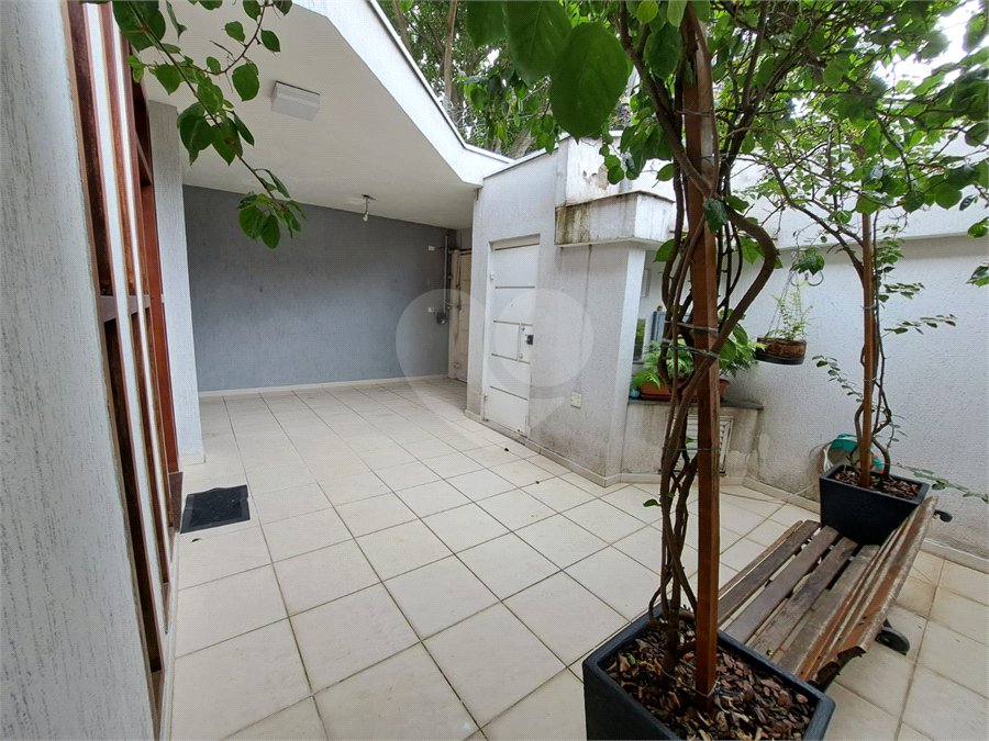 Sobrado à venda com 4 quartos, sendo 1 suíte, em Planalto Paulista, São Paulo, SP