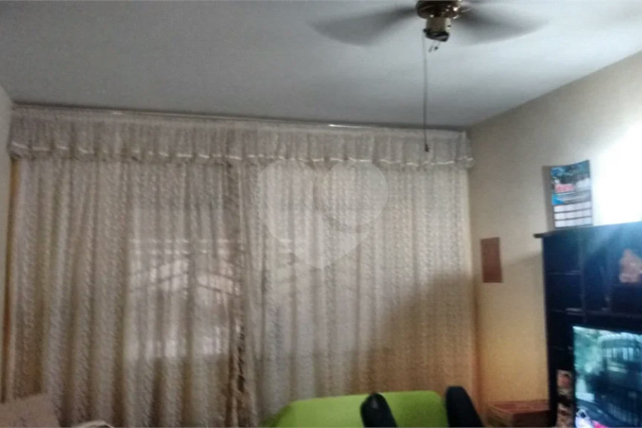 Sobrado à venda com 3 quartos, sendo 1 suíte, em Vila Galvão, Guarulhos, SP