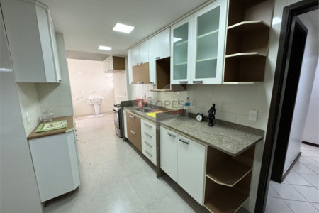 Apartamento à venda com 4 quartos, sendo 1 suíte, em Tijuca, Rio de Janeiro, RJ