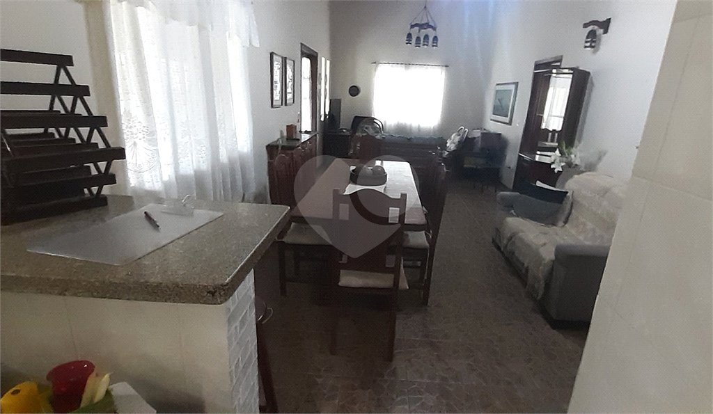 Casa em condomínio à venda com 3 quartos, sendo 1 suíte, no Centro, Bom Jesus dos Perdões, SP