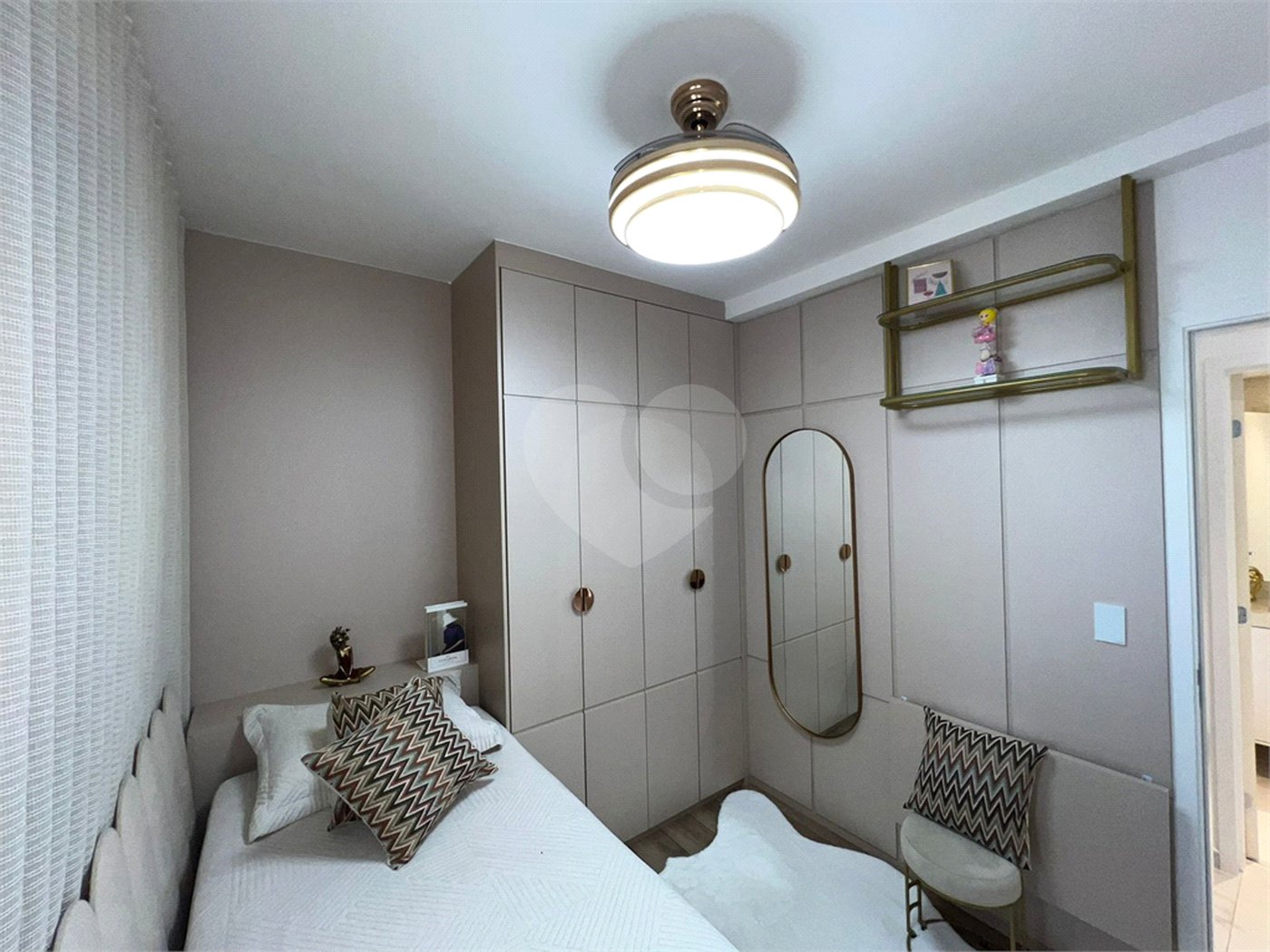 Apartamento à venda com 2 quartos, sendo 1 suíte, em Jardim Paulistano, Sorocaba, SP