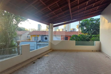 Sobrado à venda com 3 suítes em Chácara Japonesa, São Paulo, SP