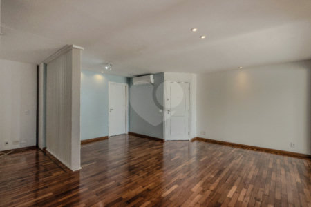 Apartamento à venda com 3 quartos, sendo 1 suíte, em Vila Leopoldina, São Paulo, SP
