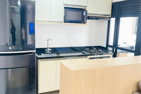 Apartamento à venda com 2 quartos, sendo 1 suíte,  em Vila Romana, São Paulo, SP