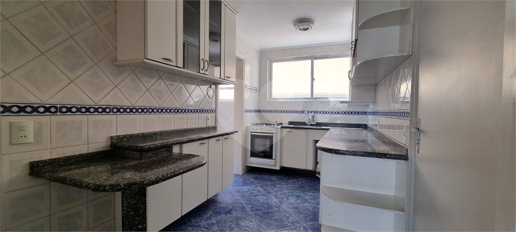 Apartamento à venda com 3 quartos, sendo 1 suíte, em Itaim Bibi, São Paulo, SP