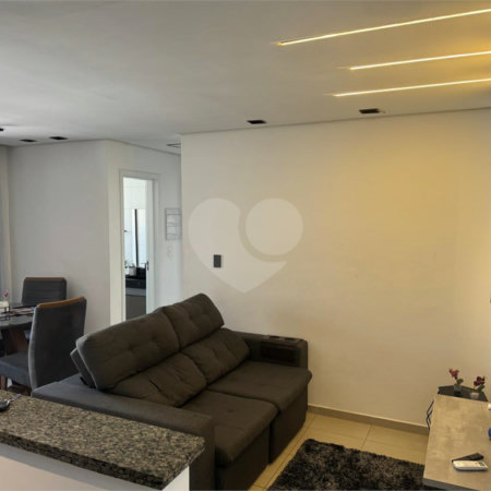 Apartamento para alugar com 2 quartos, sendo 1 suíte, em Vila Rica, Sorocaba, SP