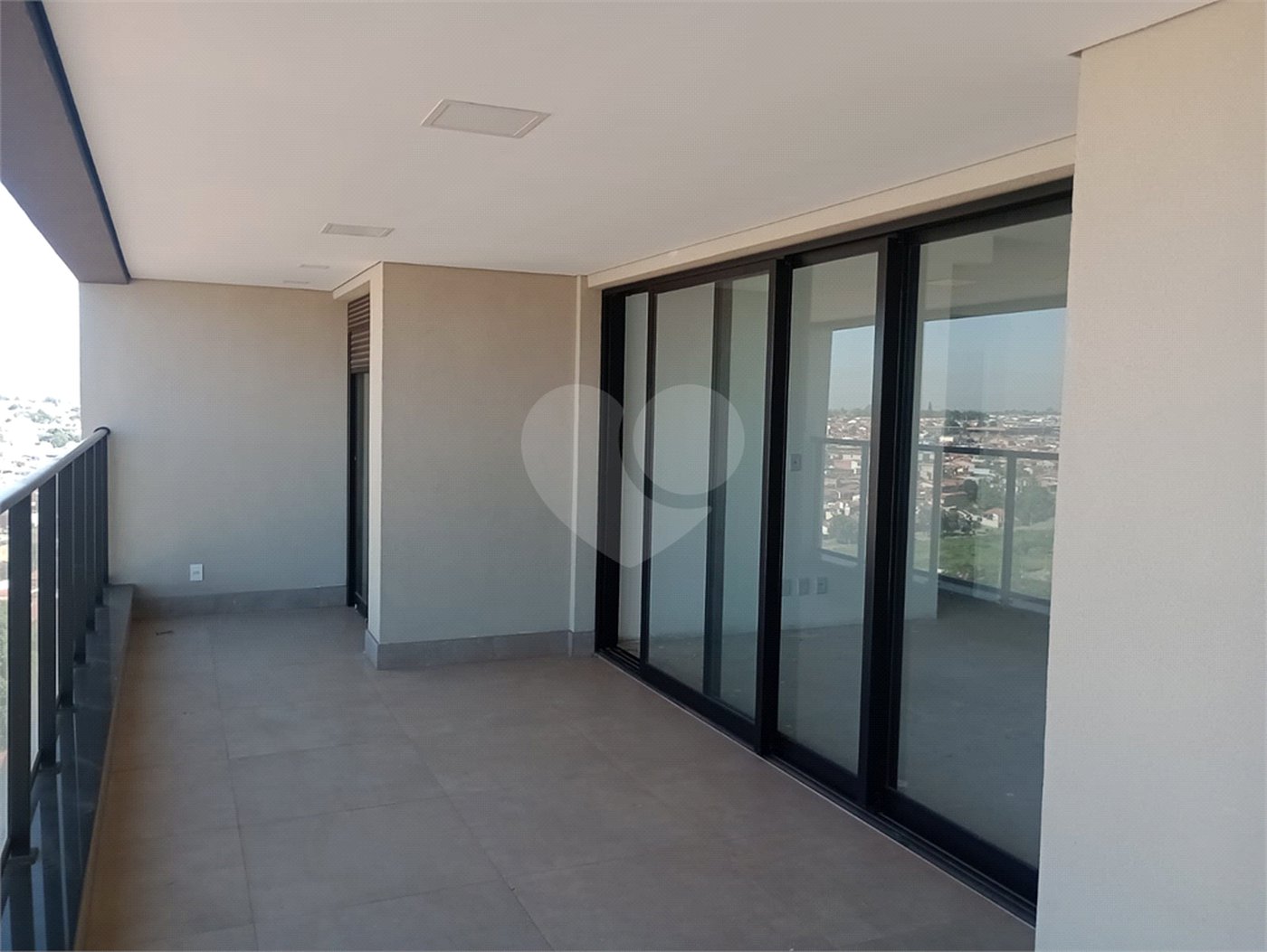Apartamento à venda com 3 suítes no Centro, Itapetininga, SP