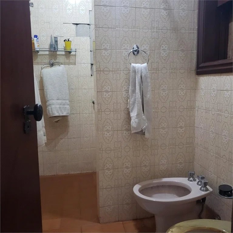 Casa à venda com 6 quartos, sendo 4 suítes, em Vila Sônia, São Paulo, SP