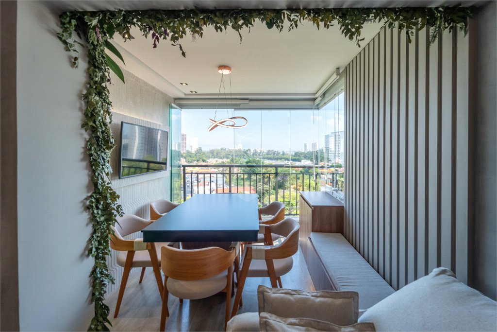 Apartamento à venda com 2 quartos, sendo 1 suíte, em Alto da Boa Vista, São Paulo, SP