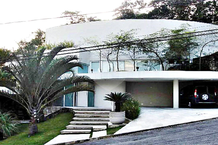Casa à venda com 4 suítes no condomínio Residencial Jd. Ibiratiba, São Paulo - SP