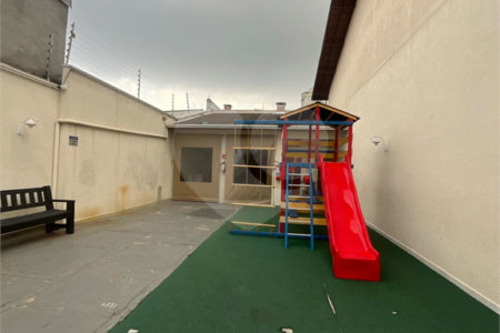 Casa à venda com 3 quartos, sendo 1 suíte, no condomínio Residencial Villagio Vitória, Guarulhos - SP