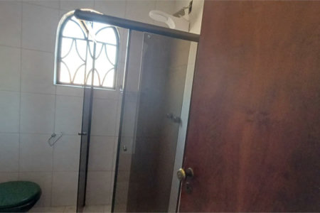 Sobrado à venda com 5 quartos, sendo 2 suítes, em Parque Continental, São Paulo, SP