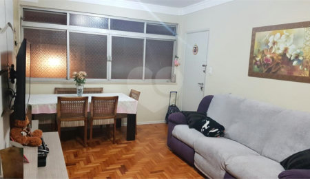 Apartamento à venda com 3 quartos, sendo 1 suíte, em Aclimação, São Paulo, SP