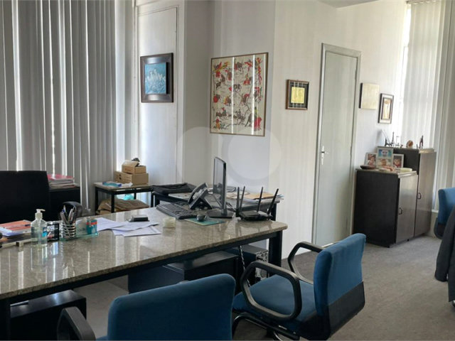 Sala à venda ou para alugar no Centro, São Paulo, SP