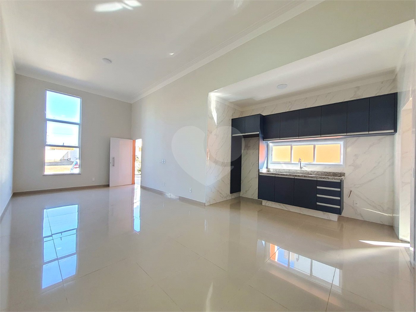 Casa à venda com 3 quartos, sendo 1 suíte,  no condomínio Residencial Reserva das Paineiras, Itapetininga - SP