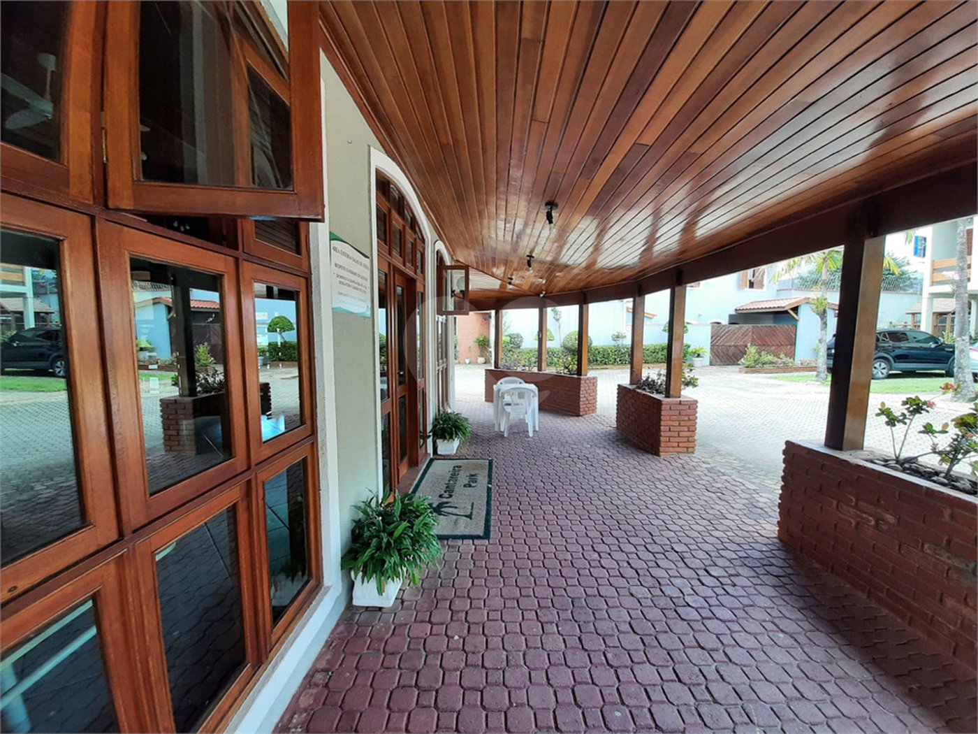 Casa à venda com 3 quartos, sendo 1 suíte, no condomínio Cantareira Park, São Paulo - SP