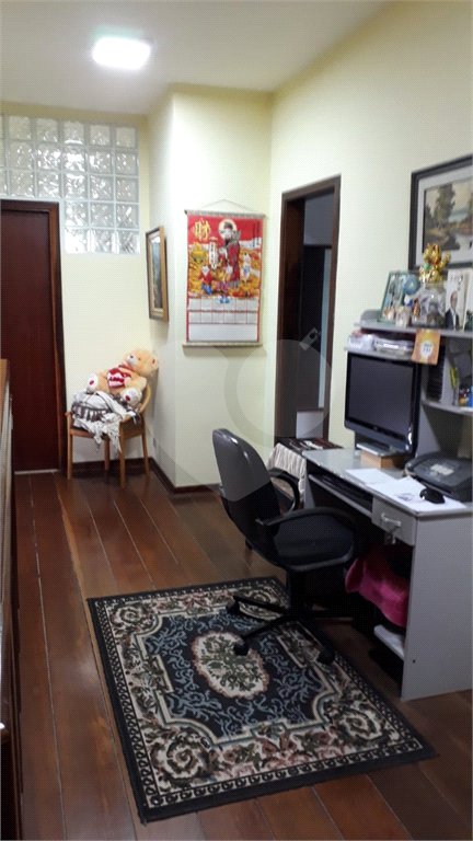 Casa à venda com 3 suítes no condomínio Gleba II, Mairiporã - SP