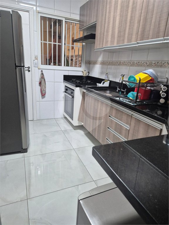 Casa à venda com 3 quartos, sendo 1 suíte, no condomínio Mariana, São Paulo - SP