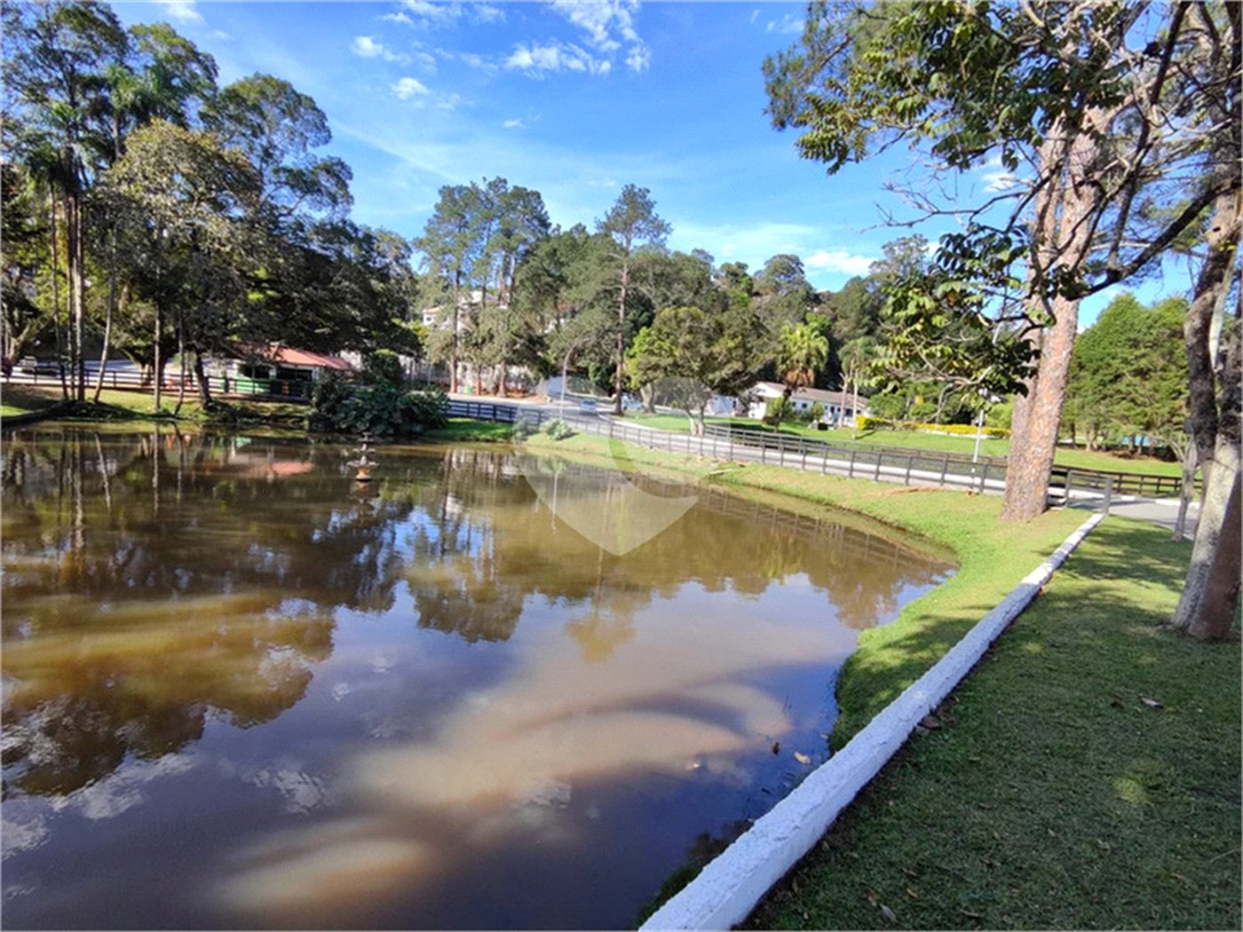 Terreno à venda no condomínio Estancia da Serra / Residencial Nova Mairipora, Mairiporã - SP