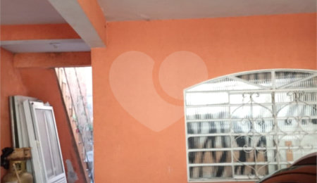 Sobrado à venda com 4 quartos em Tremembé, São Paulo, SP