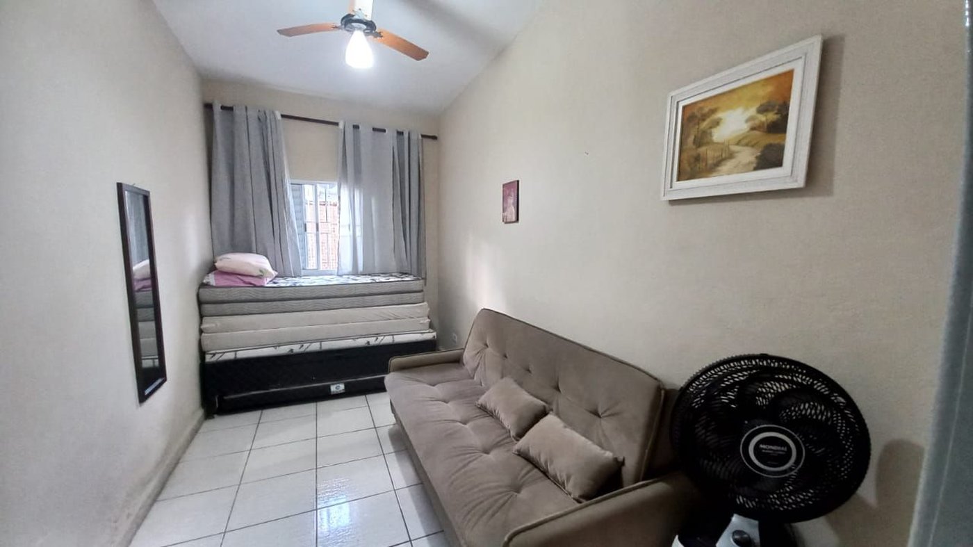 Casa com 2 dormitórios à venda, 100 m² por R$ 700.000,00 - Vila Guilhermina - Praia Grande/SP