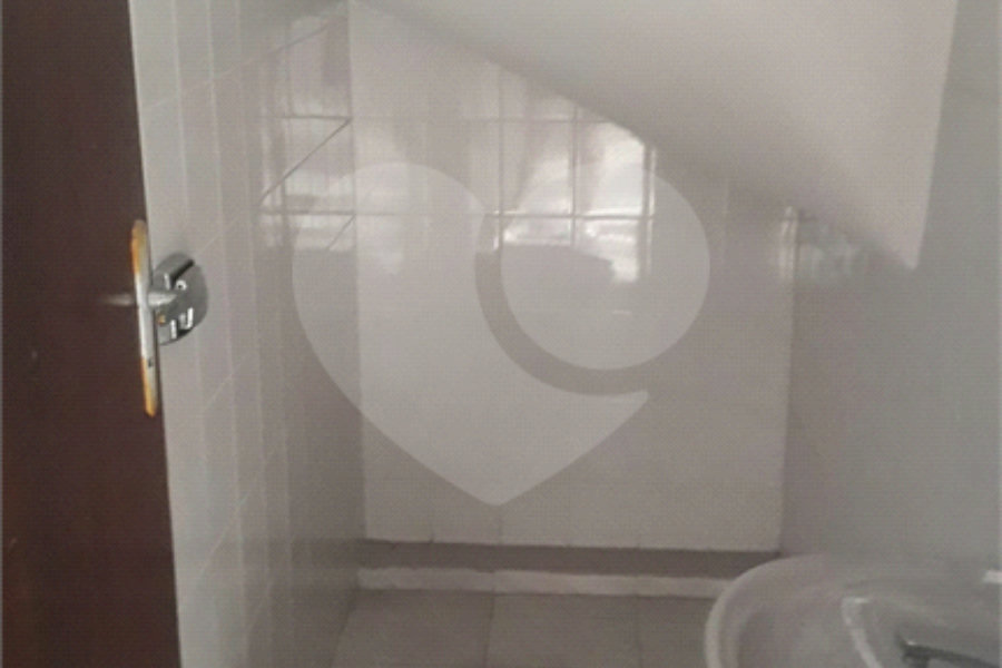 Sobrado à venda com 4 quartos, sendo 1 suíte, em Imirim, São Paulo, SP