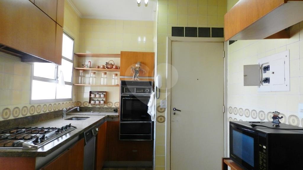 Apartamento à venda com 3 quartos, sendo 1 suíte, em Alto da Boa Vista, São Paulo, SP