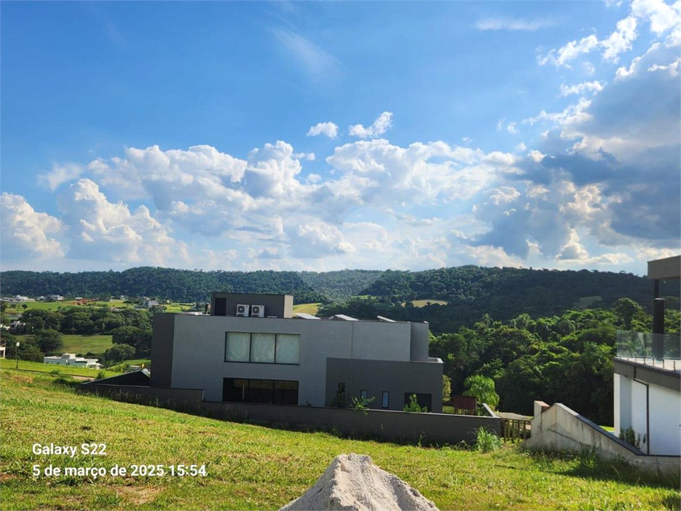 Terreno à venda no condomínio Fazenda Serra Azul, Itupeva - SP