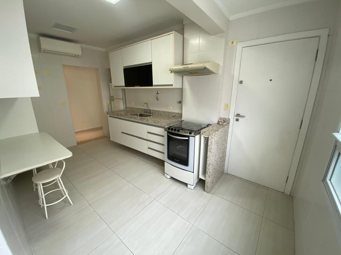 Apartamento com 2 dormitórios à venda, 109 m² por R$ 850.000,00 - Boqueirão - Santos/SP