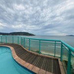 Apartamento Alto Padrão Frente Mar com 4 Dormitórios, 3 Suítes e 3 Vagas na Orla de Santos