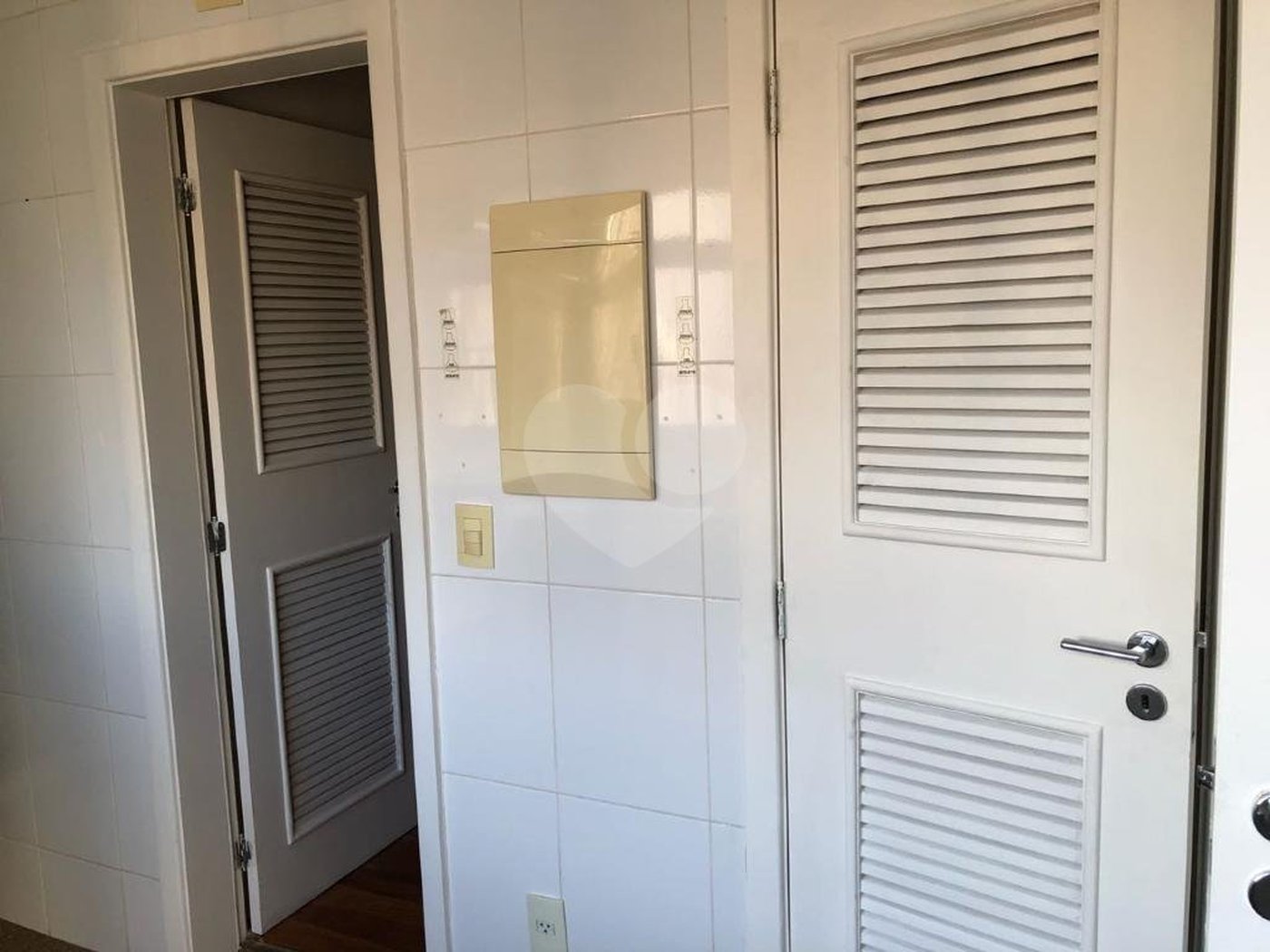 Apartamento à venda com 3 suítes em Vila Suzana, São Paulo, SP