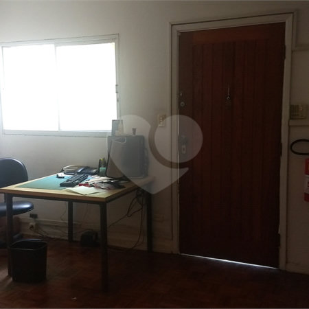 Sobrado à venda com 3 quartos, sendo 1 suíte, em Alto da Boa Vista, São Paulo, SP