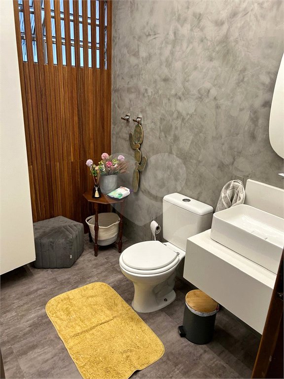 Casa à venda com 2 suítes no condomínio Residencial, Mogi das Cruzes - SP