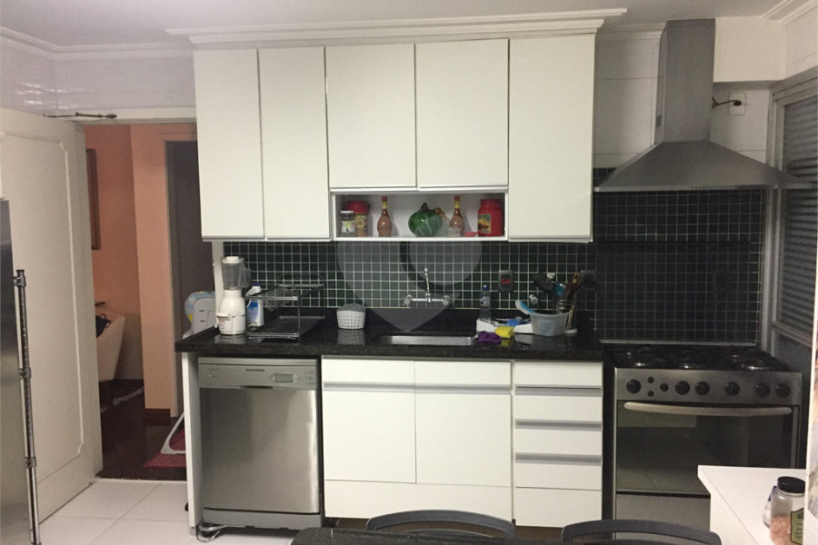 Apartamento à venda com 3 quartos, sendo 1 suíte, em Bela Vista, São Paulo, SP