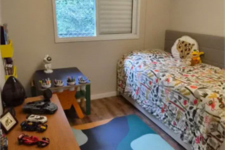 Casa à venda com 3 quartos, sendo 1 suíte,  no condomínio Townhouse Village Morumbi, São Paulo - SP