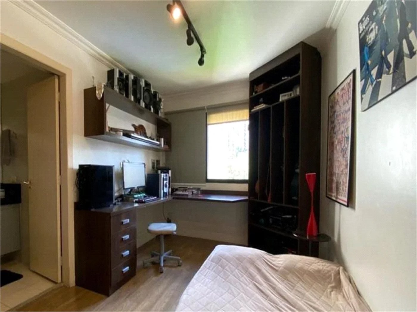 Apartamento à venda com 3 suítes em Vila Suzana, São Paulo, SP