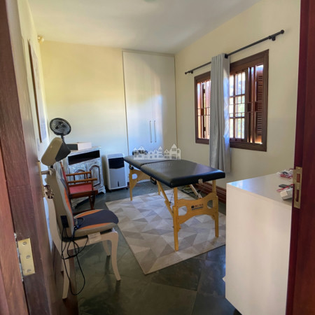 Casa à venda com 3 quartos, sendo 1 suíte, com vista deslumbrante em Recreio Maristela, Atibaia