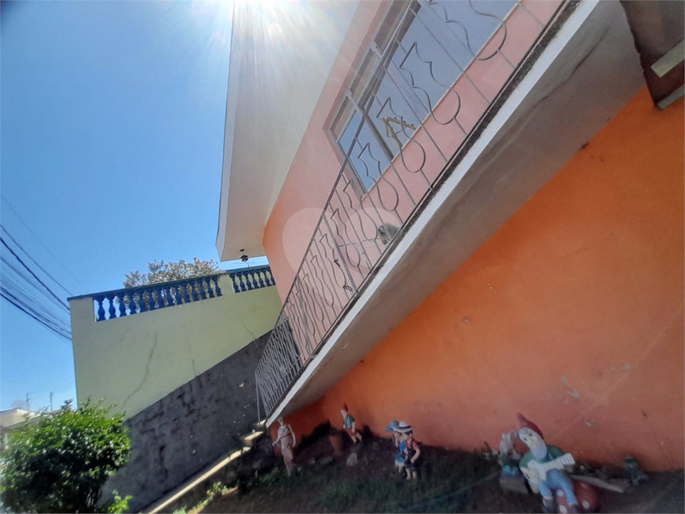 Casa à venda com 3 quartos, sendo 1 suíte, no Centro, Serra Negra, SP