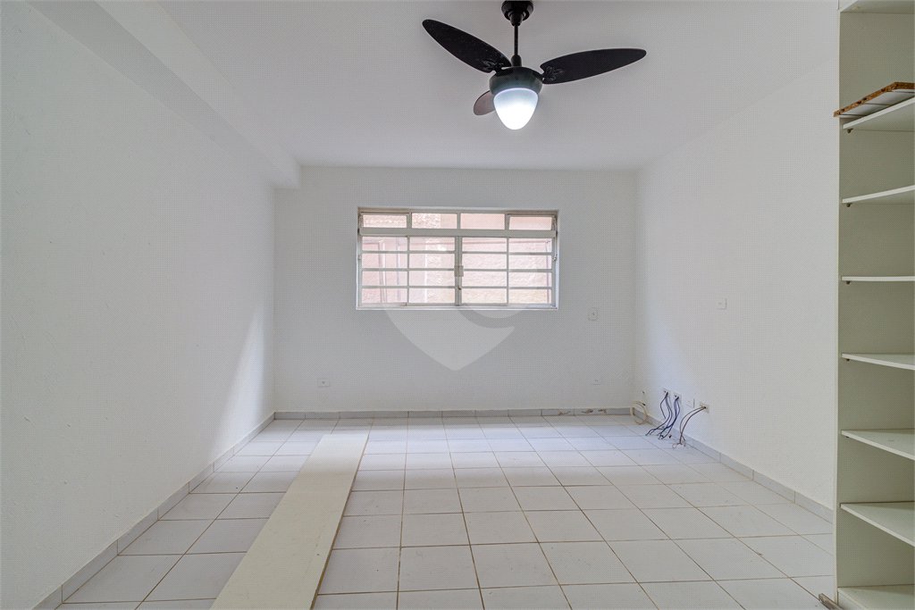 Casa Térrea à venda ou para alugar com 5 quartos, sendo 1 suíte, em Jardim Marajoara, São Paulo, SP