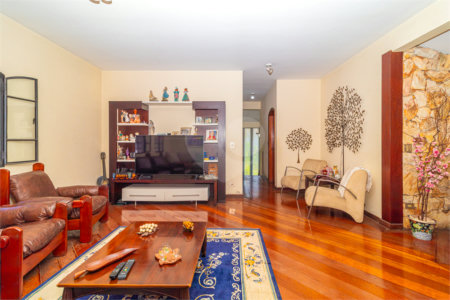 Casa à venda com 4 suítes em Jardim Marajoara, São Paulo, SP