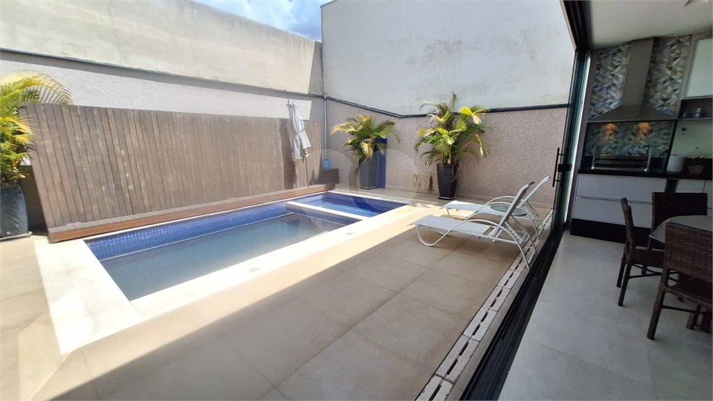 Casa à venda com 4 suítes no condomínio Alphaville Nova Esplanada 4, Votorantim - SP