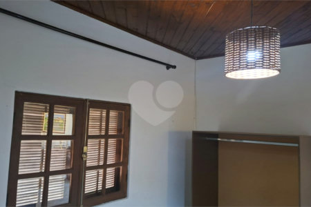 Chácara à venda com 3 suítes em Vila Xisto, São Miguel Arcanjo, SP