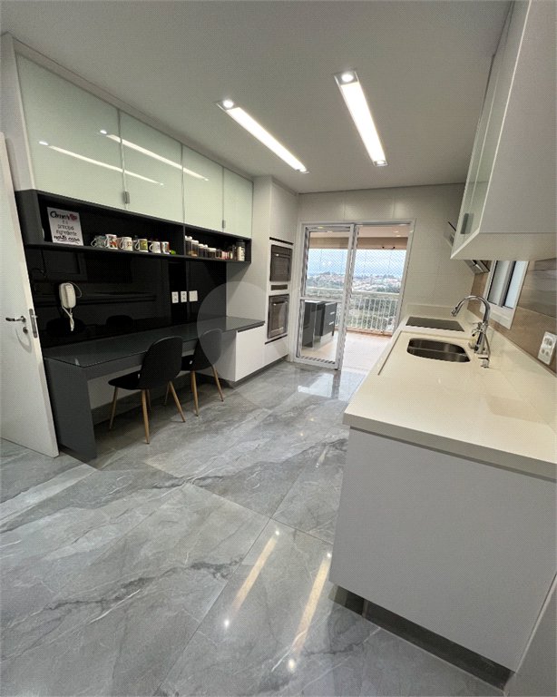 Apartamento à venda com 3 suítes em Jardim Arpoador, São Paulo, SP