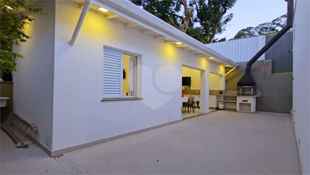 Casa à venda com 4 quartos, sendo 1 suíte, em Jardim Europa, São Paulo, SP