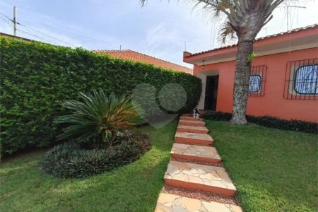 Casa à venda com 3 quartos, sendo 1 suíte, em Vila Rosa, Itapetininga, SP
