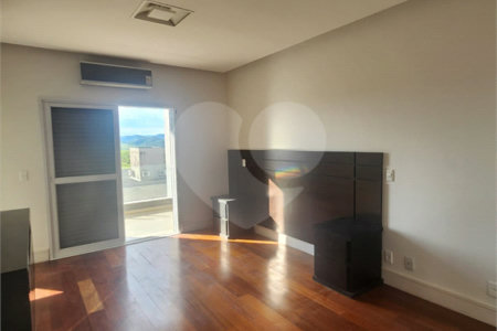 Casa à venda ou para alugar com 4 suítes no condomínio Residencial Jaguary, São José dos Campos - SP