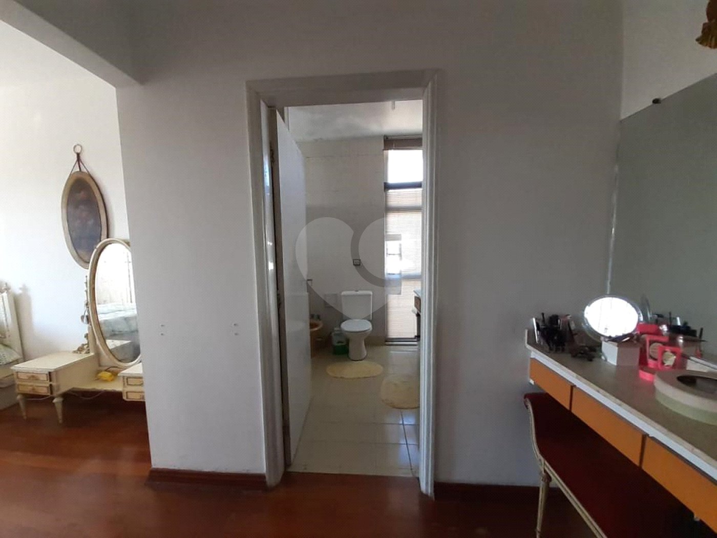 Sobrado à venda com 3 quartos, sendo 1 suíte, em Vila Mariana, São Paulo, SP