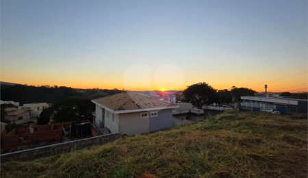 Terreno à venda no condomínio Loteamento Horto Santo Antonio, Jundiaí - SP