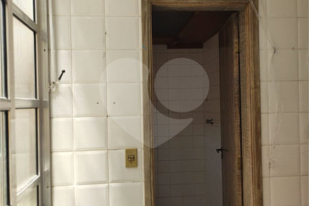 Sobrado à venda com 3 quartos, sendo 1 suíte, em Parque Ipê, São Paulo, SP